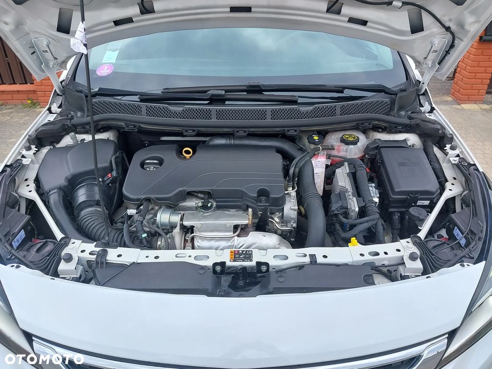 Opel Astra 1.4 Turbo Edition - 34