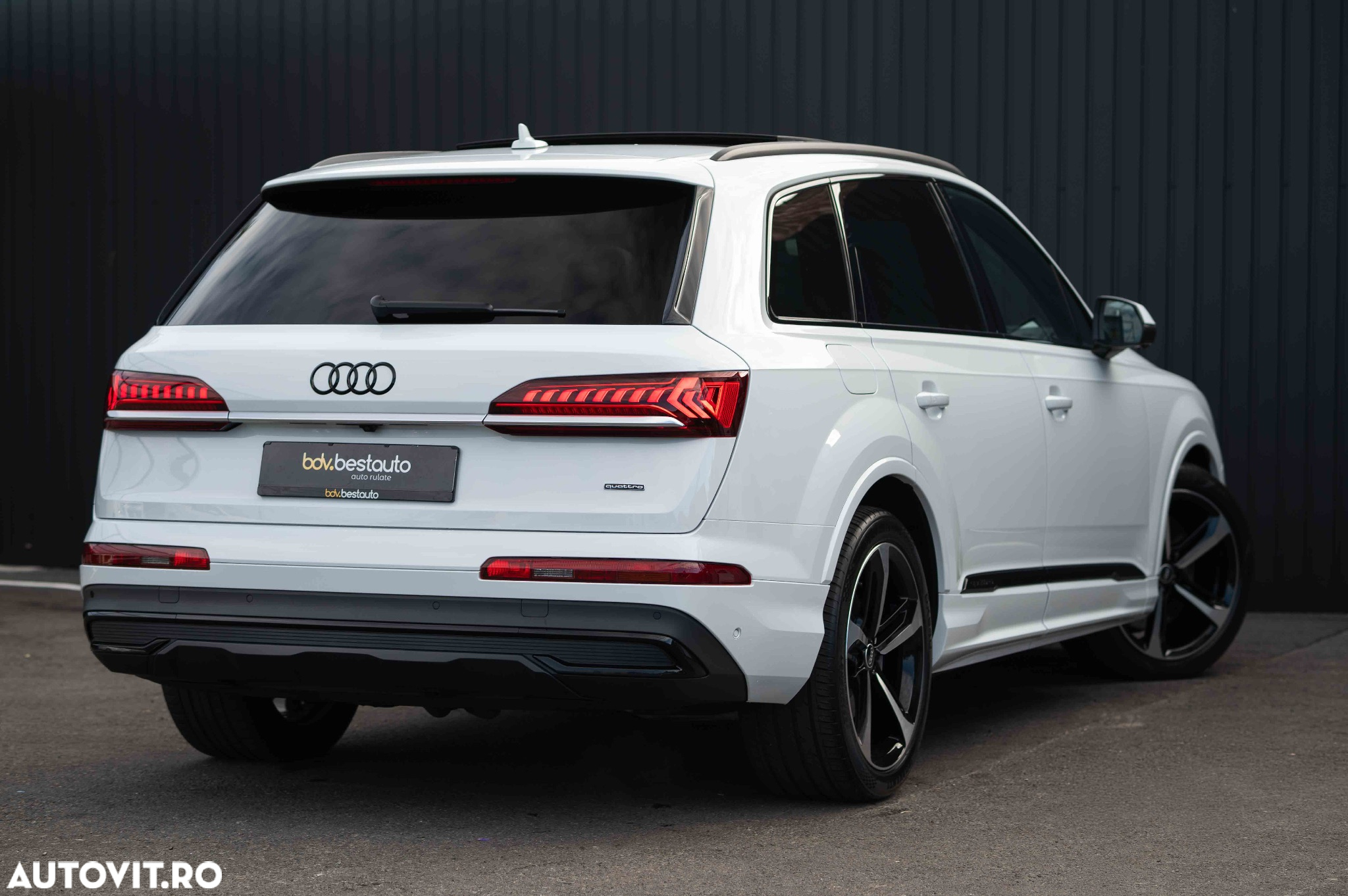 Audi Q7 3.0 55 TFSIe quattro Tiptronic Basic - 5
