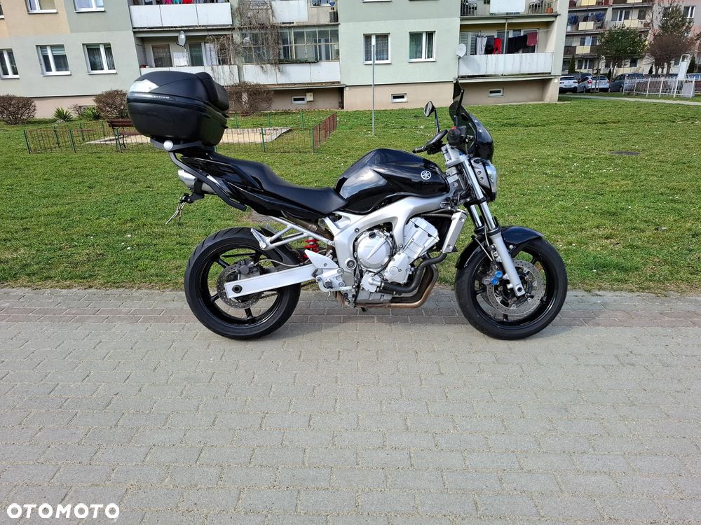 Yamaha FZ6 - 4