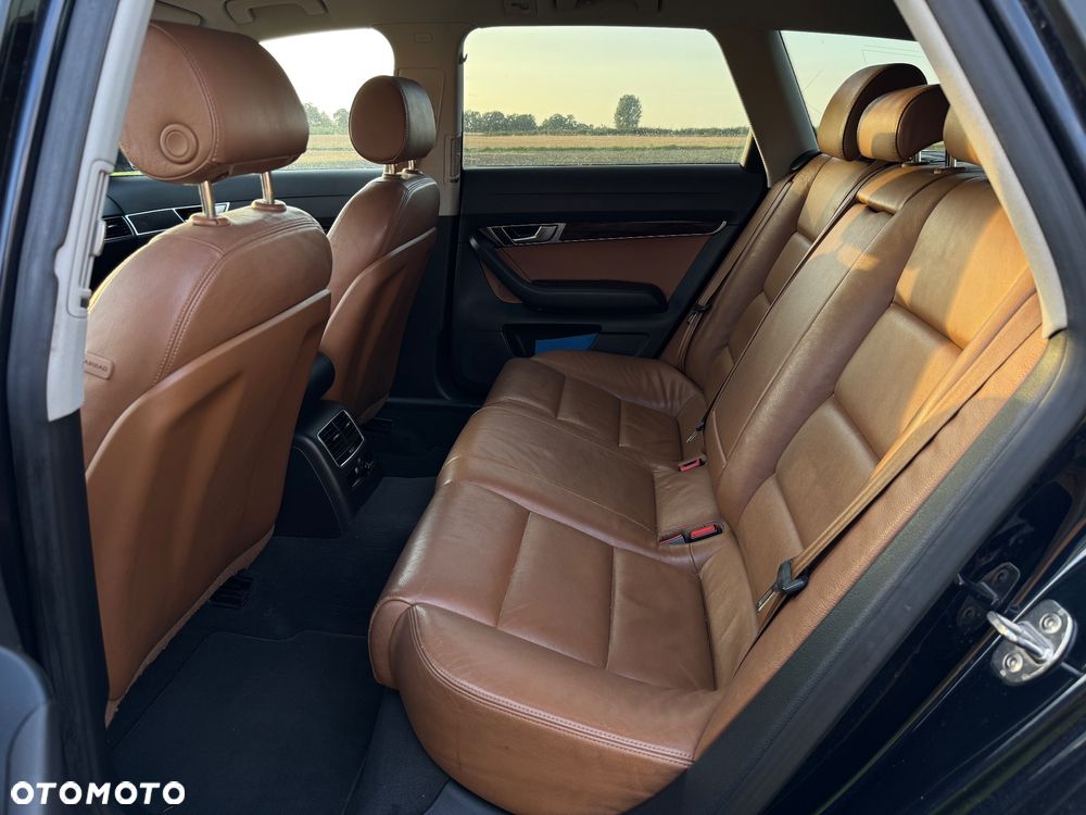 Audi A6 Avant 4.2 FSI Quattro Tiptronic - 25