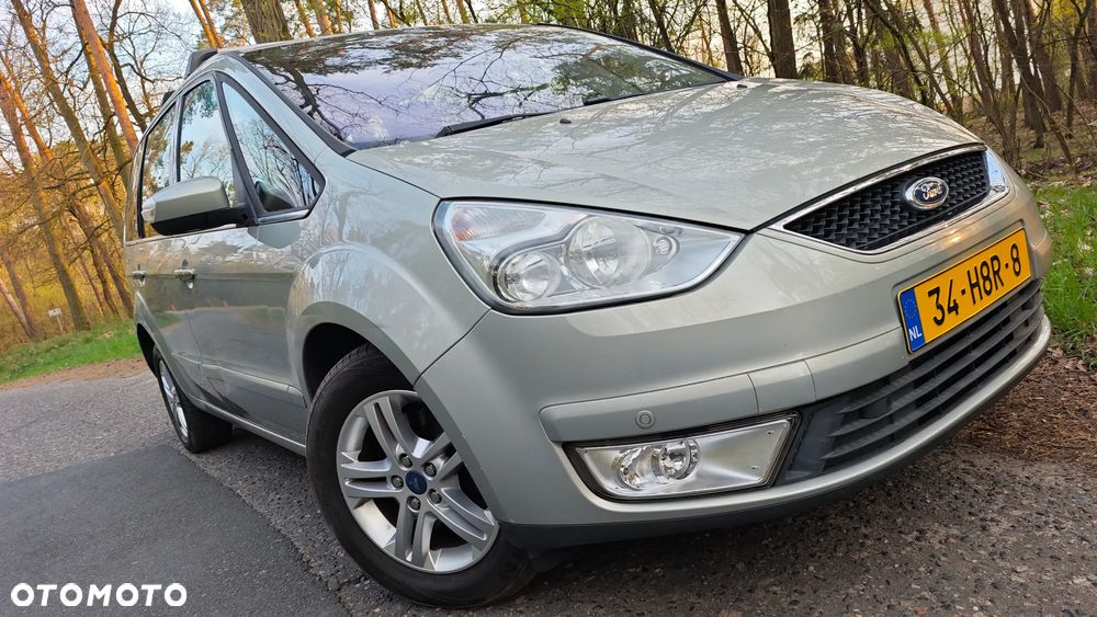 Ford Galaxy 2.0 Ghia - 31