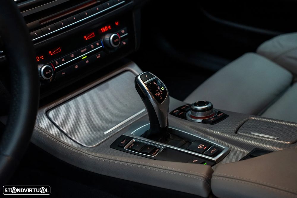 BMW 530 d Pack M Auto - 14