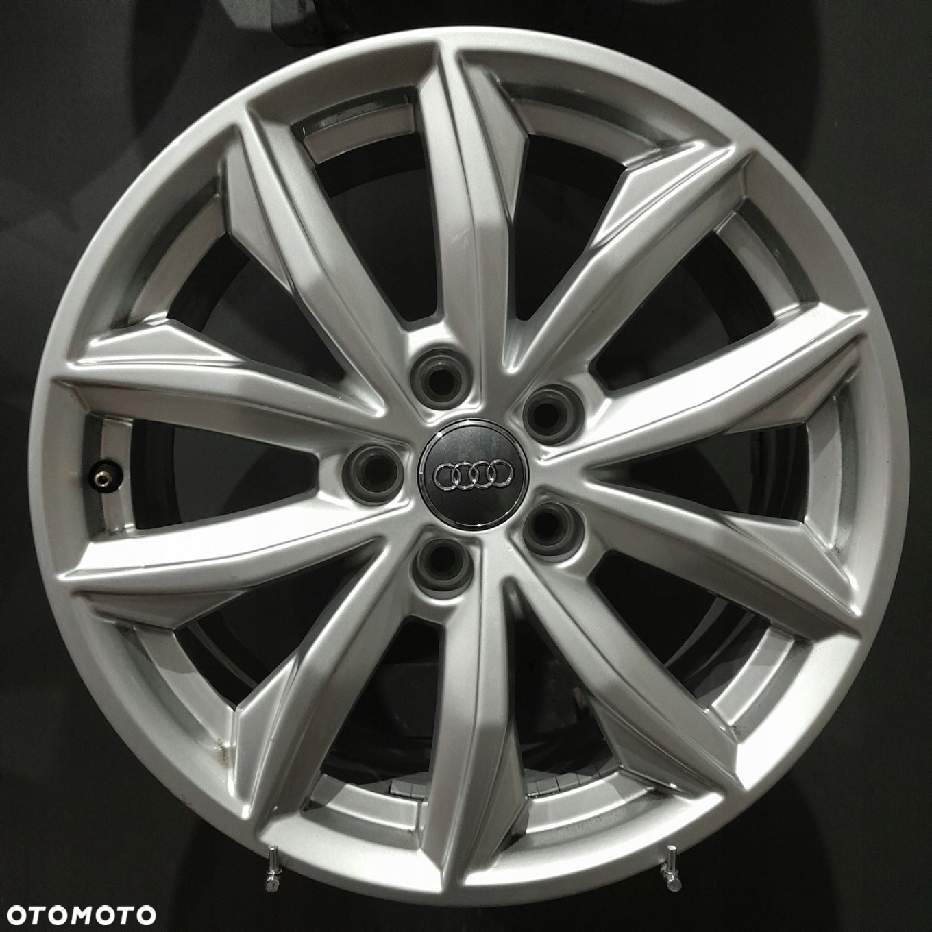Felgi 17 5x112 Audi A6 C7 C8, Q5, A4 B8 B9 OE F503017-13 - 5