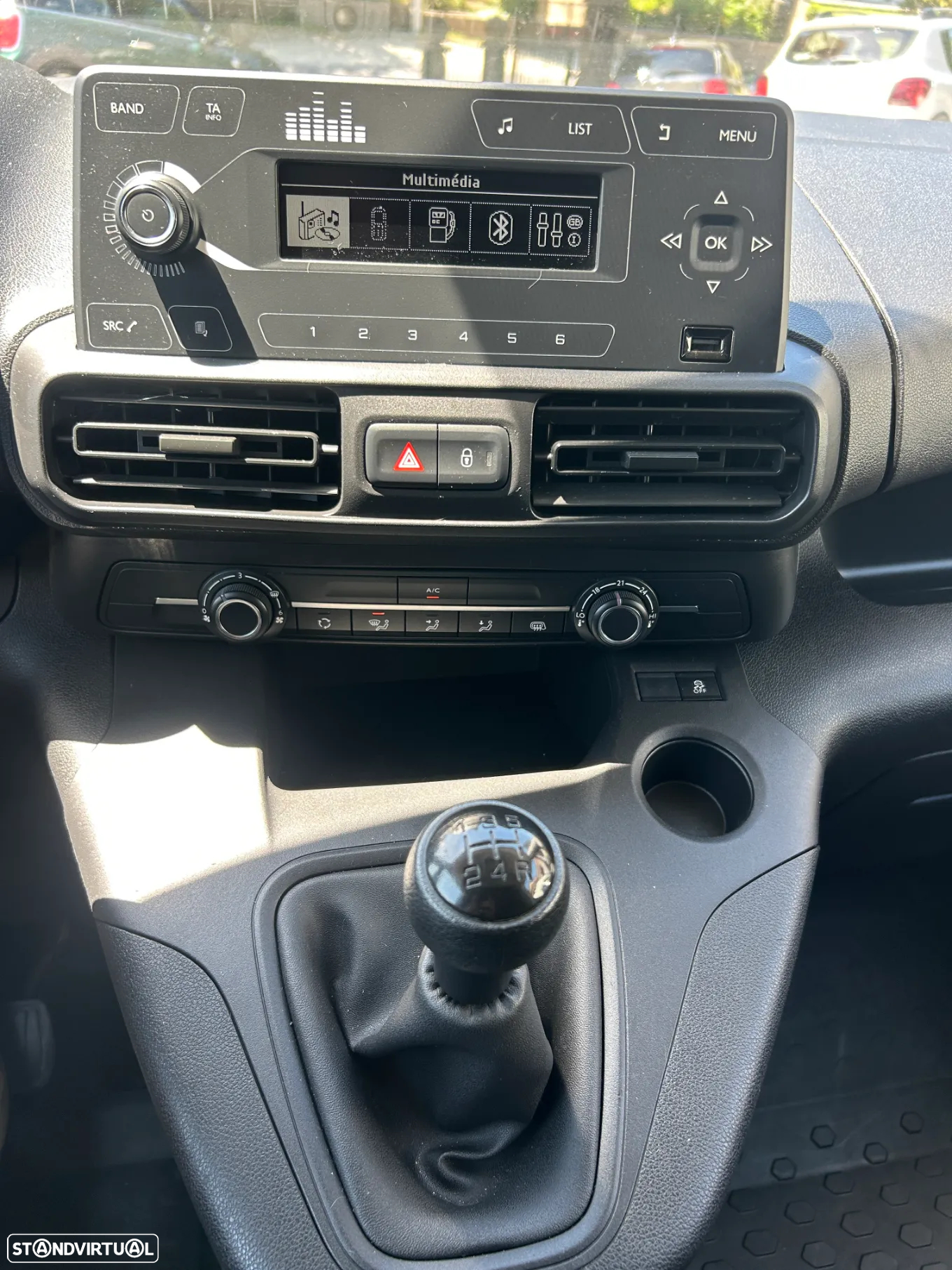 Citroën BERLINGO 1.6 BLUE HDI XL - 11