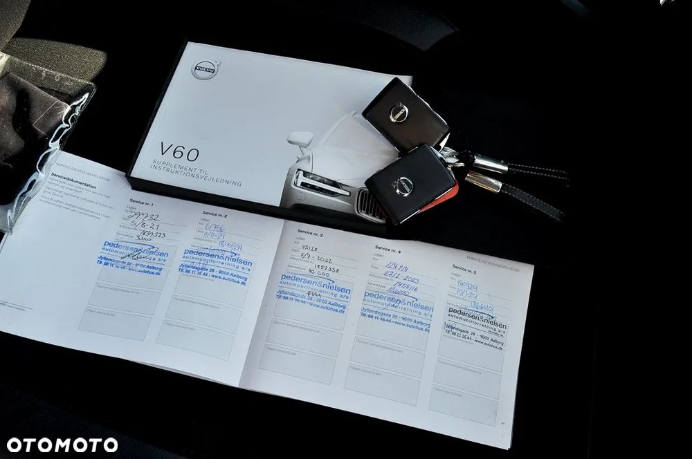 Volvo V60 D4 Momentum Pro - 26