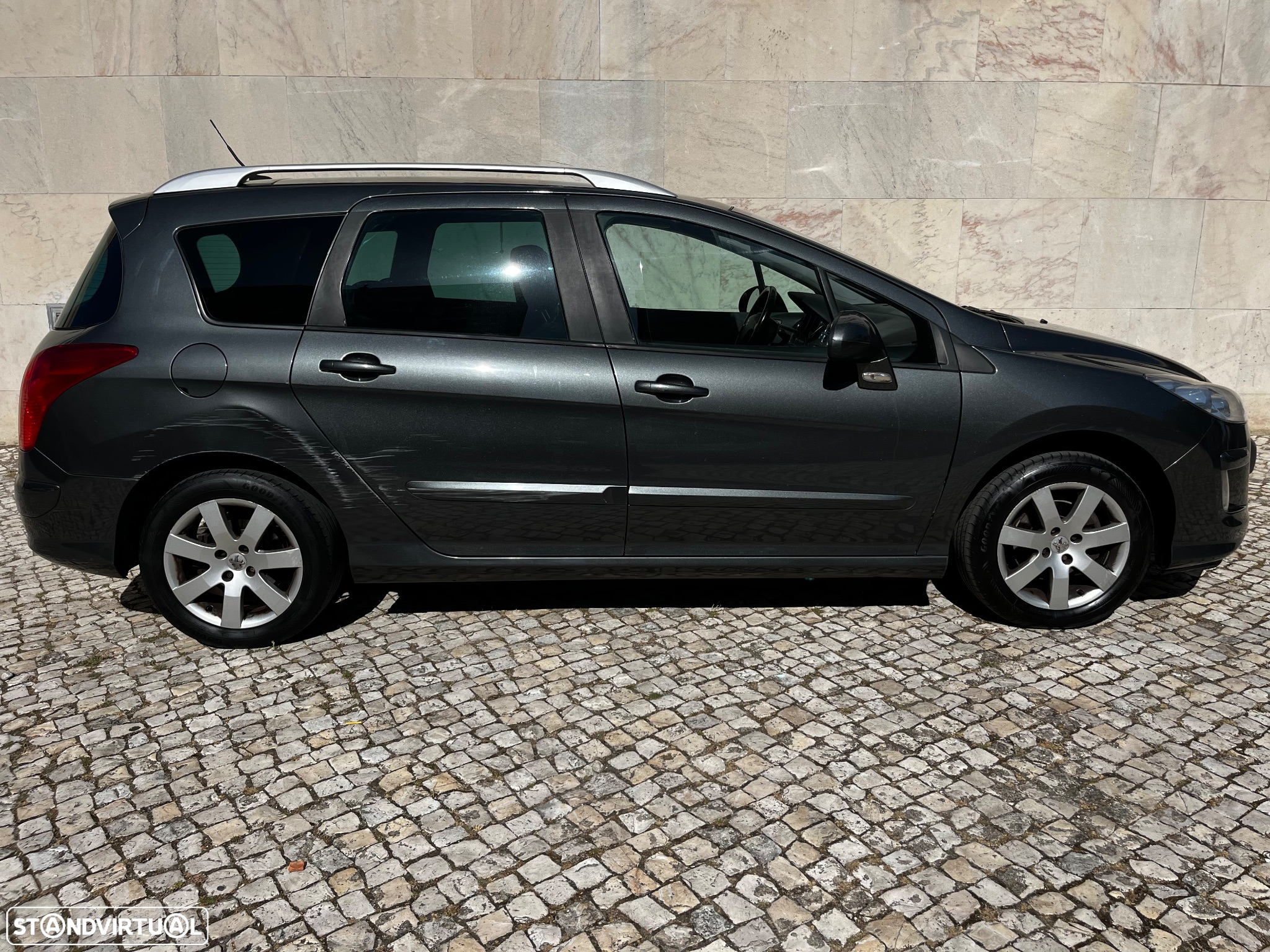 Peugeot 308 SW 1.6 HDi Executive CVM6 - 22