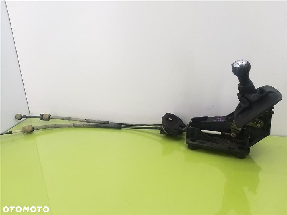 Mechanizm zmiany biegów lewarek Peugeot 307  2001-2008 2.0 HDI  136KM - 2