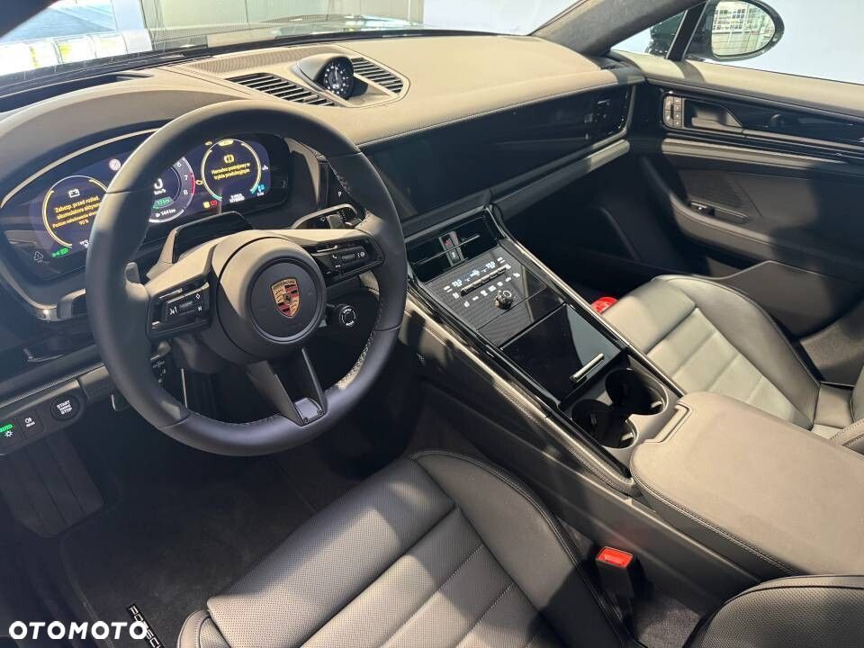 Porsche Panamera - 5