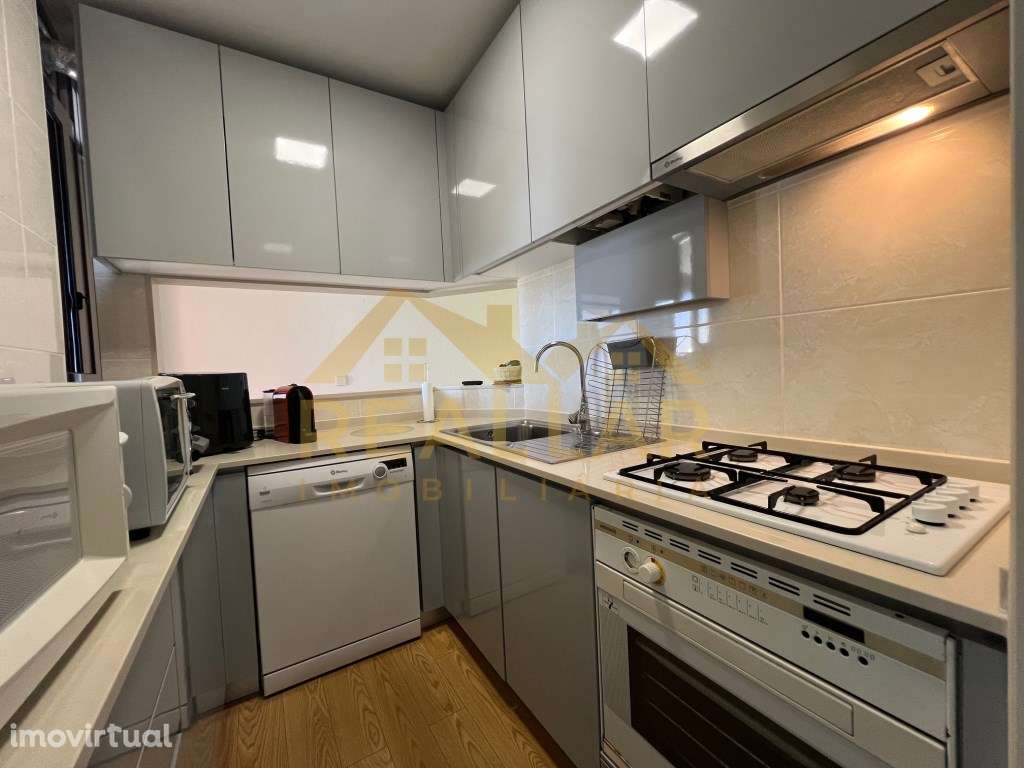 Apartamento T1+1 em Aver-o-Mar - Póvoa de Varzim - Grande imagem: 3/25