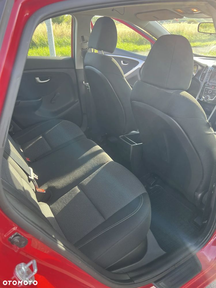 Hyundai i30 - 16