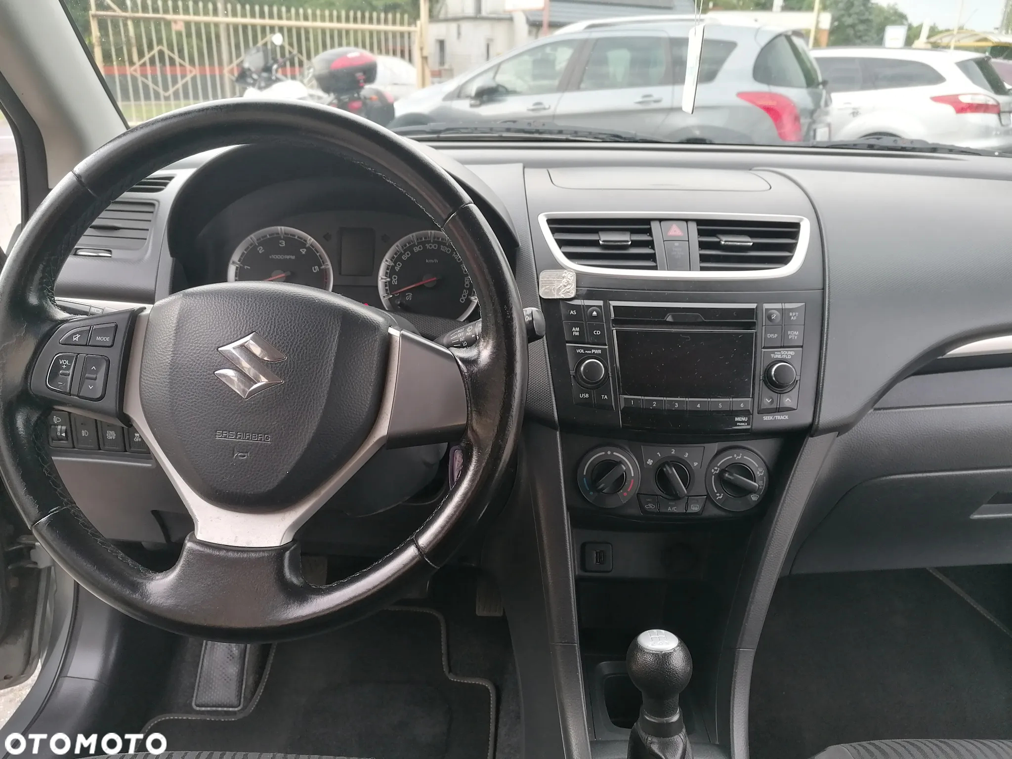 Suzuki Swift - 16
