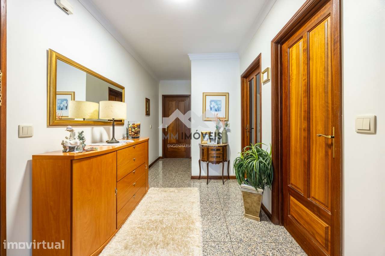 Apartamento T2 | São Mamede de Infesta | Terraço | 2 Frentes | Elevado - Grande imagem: 5/33