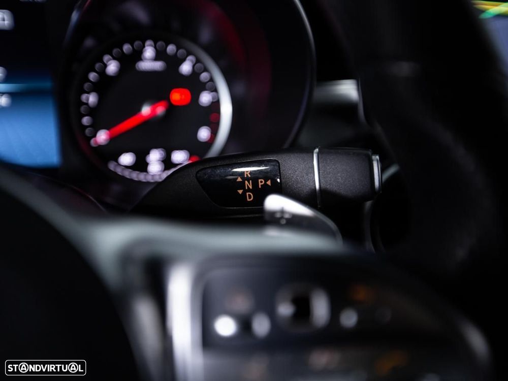 Mercedes-Benz C 220 — fotografia 18