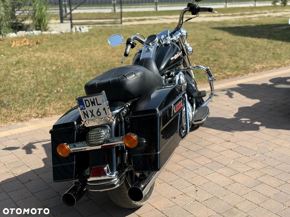 Harley-Davidson Touring Road King - 2