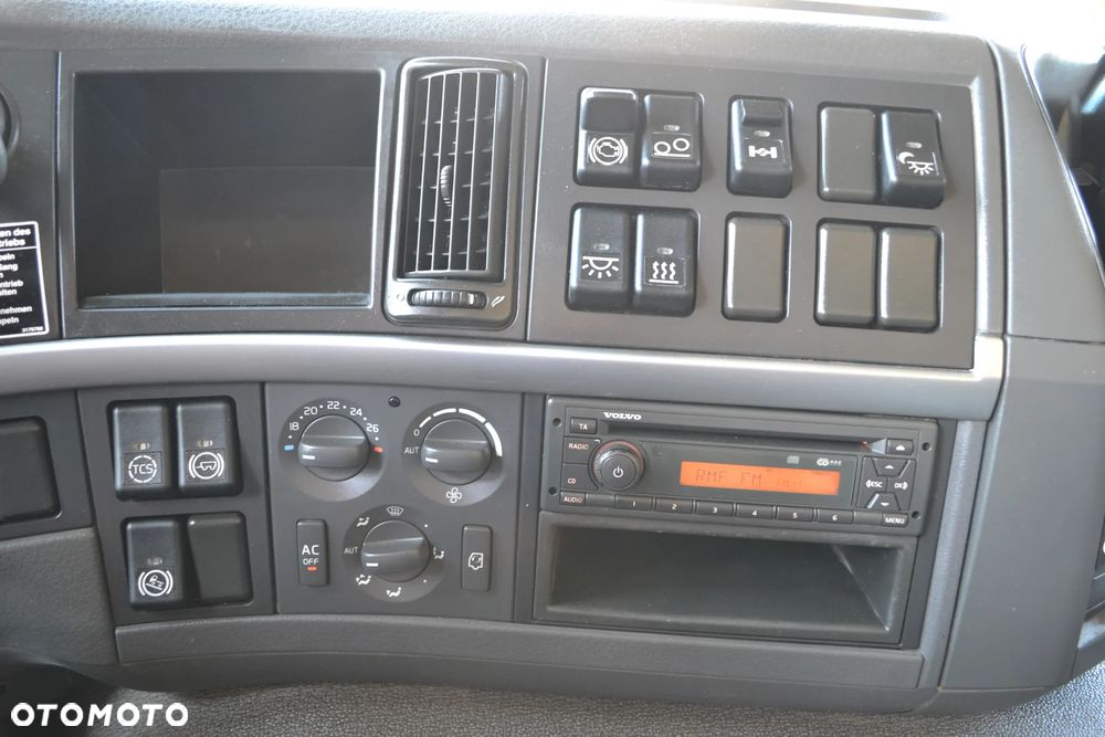 Volvo FM 6x2 TYLKO 345 000 km TRZECIA OŚ SKRĘTNA KLIMATYZACJA - 19