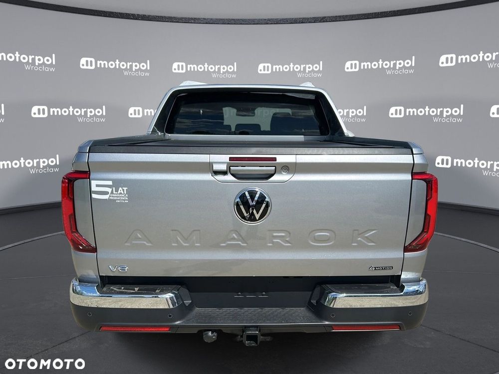 Volkswagen Amarok - 8