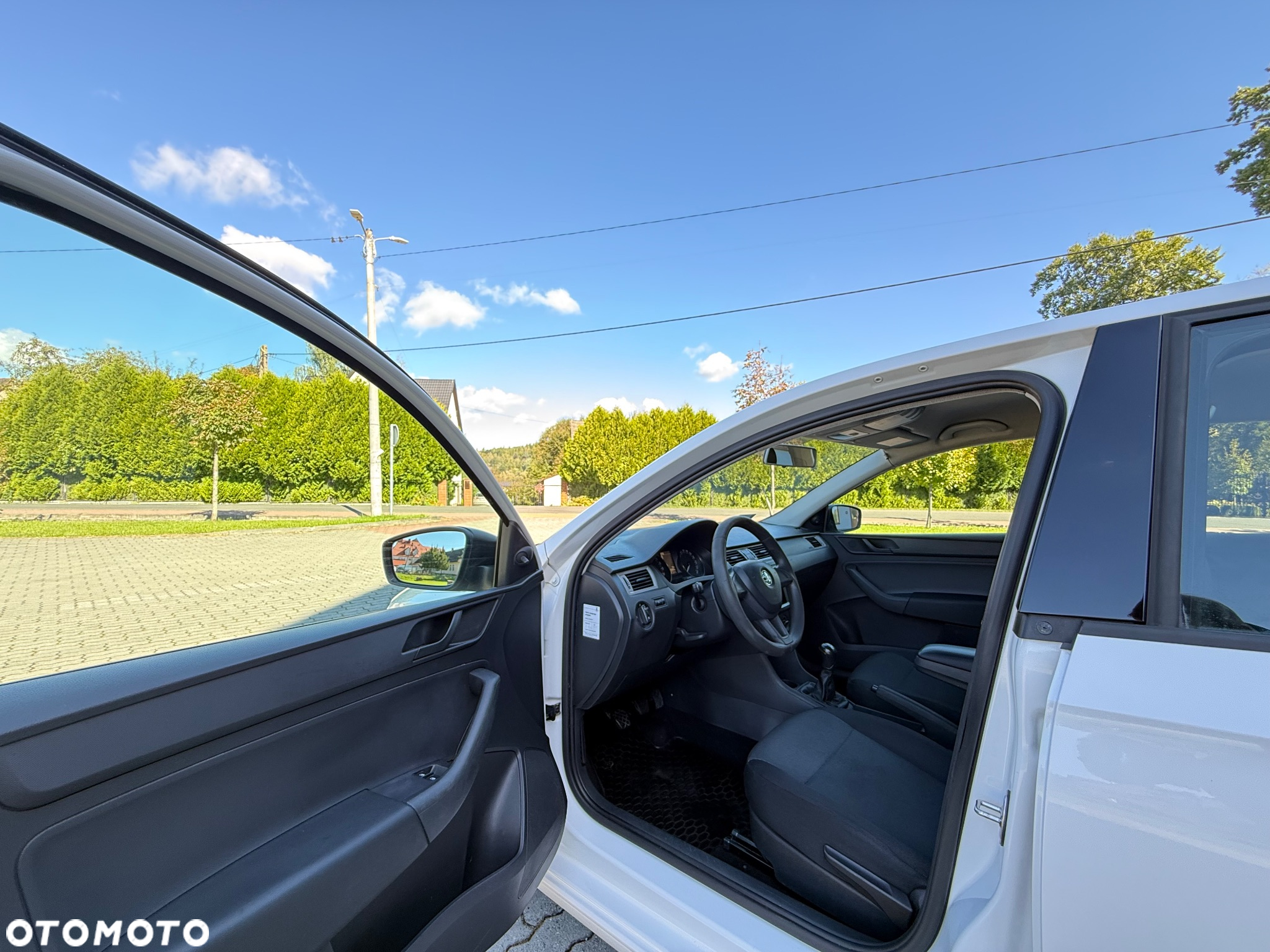 Skoda RAPID 1.6 TDI DPF Ambition - 13