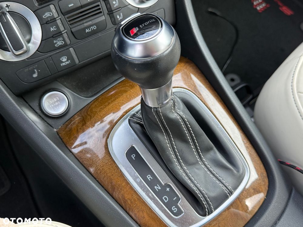 Audi Q3 2.0 TDI Quattro S tronic - 27