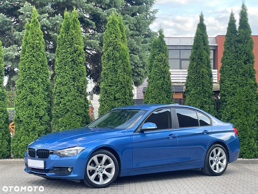 BMW Seria 3 320d Efficient Dynamics Luxury Line Purity sport - 3