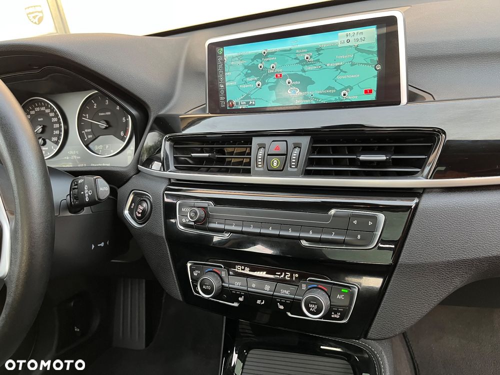 BMW X1 xDrive25d Sport Line - 12