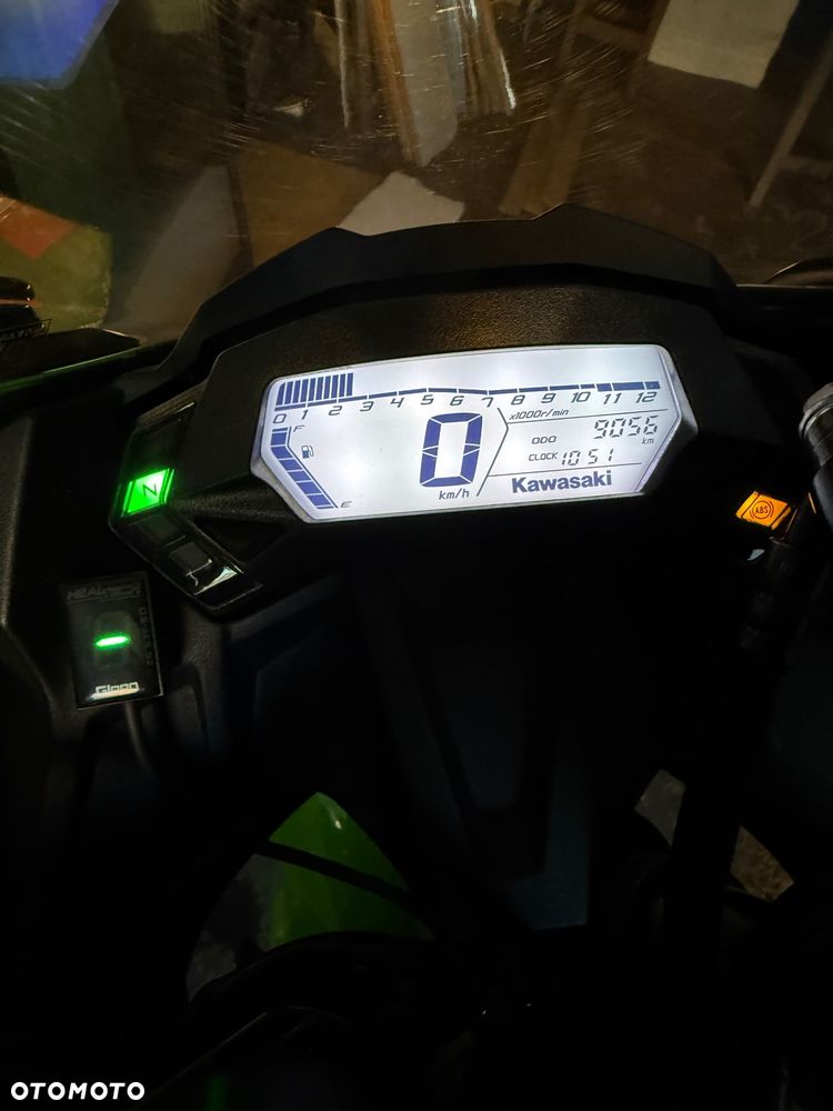 Kawasaki Ninja - 12