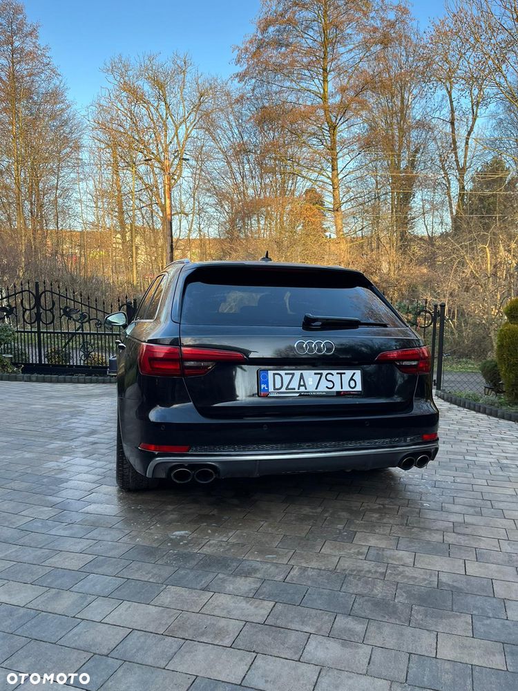 Audi S4 Avant 3.0 TFSI quattro tiptronic - 9