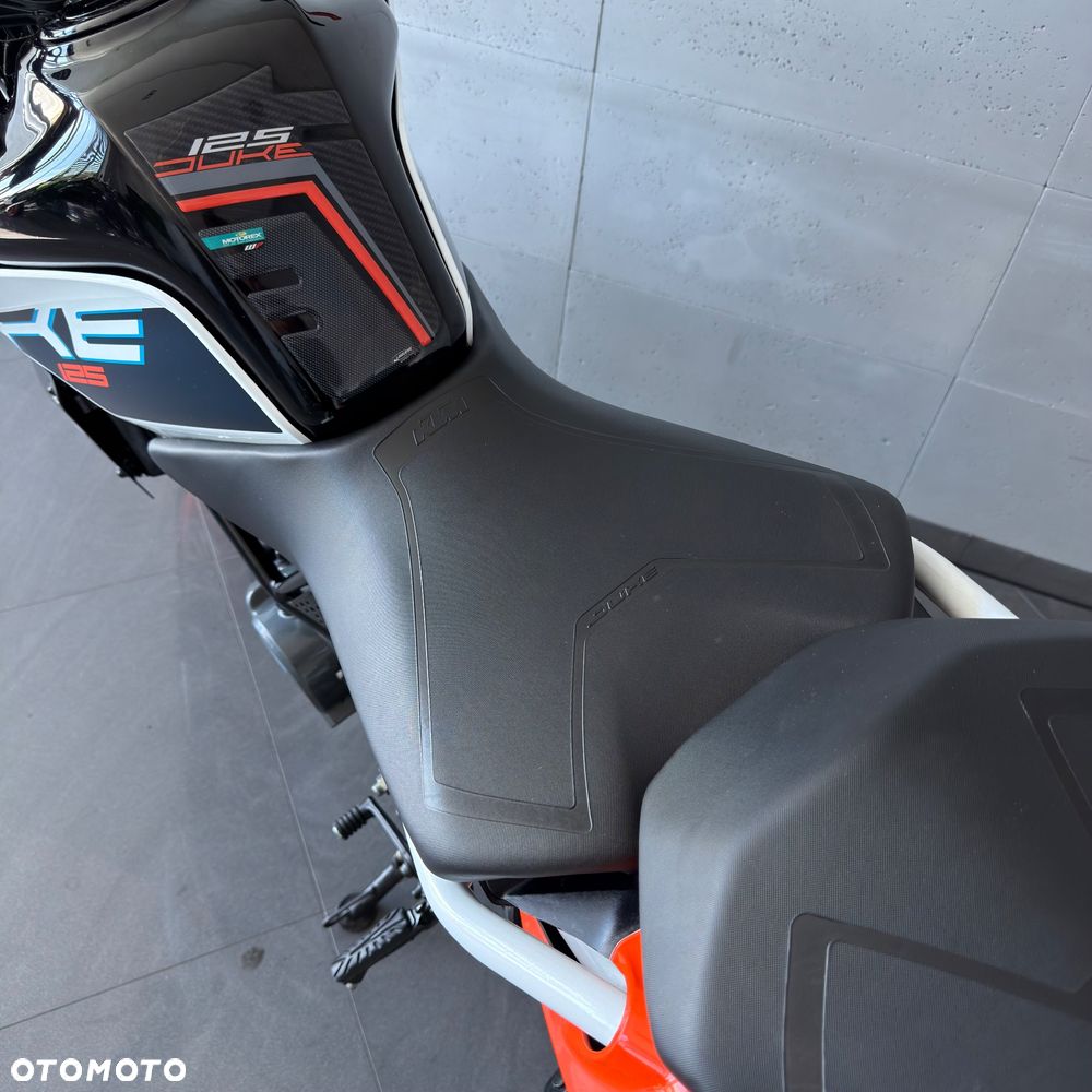 KTM Duke 125 - 13