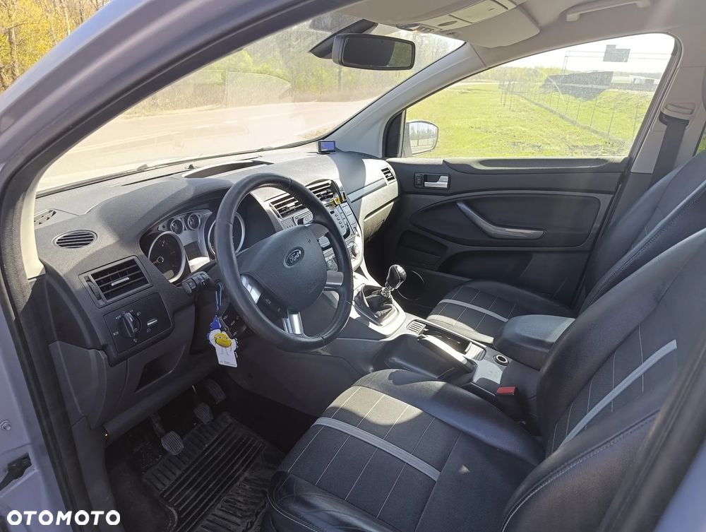 Ford Kuga 2.0 TDCi Titanium - 15