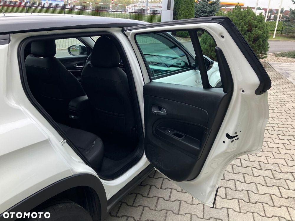 Jeep Avenger 1.2 GSE T3 Altitude FWD - 27