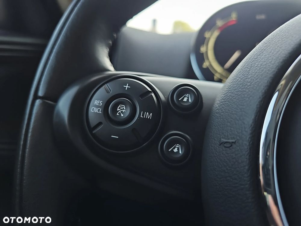 MINI Countryman One - 17