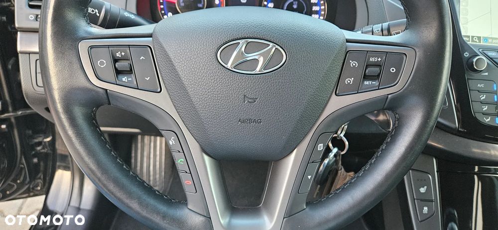 Hyundai i40 Kombi blue 1.6 CRDi Space Plus - 22