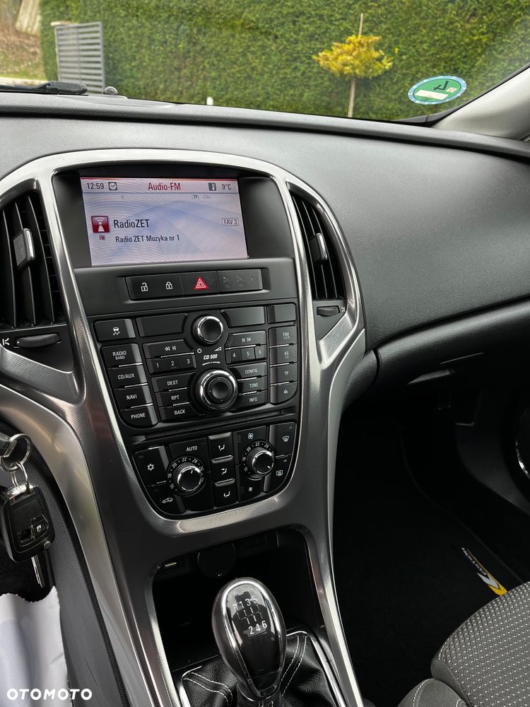 Opel Astra 1.6 T Cosmo - 15