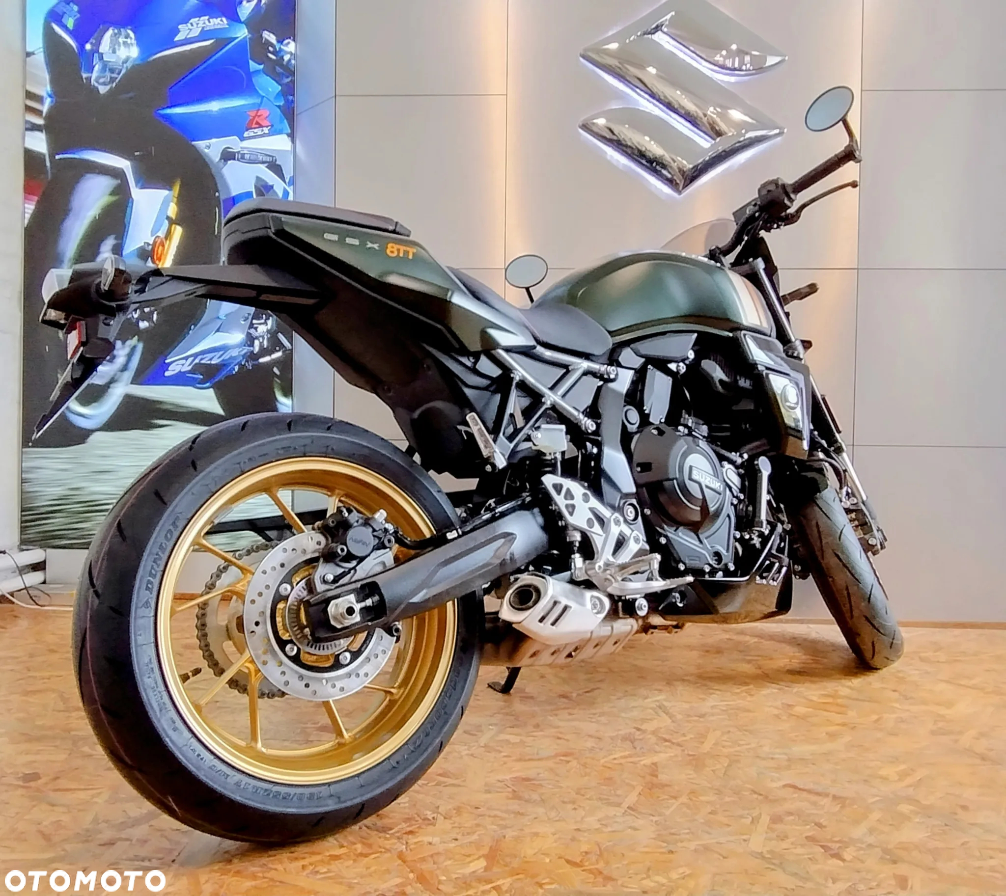 Suzuki GSX - 9
