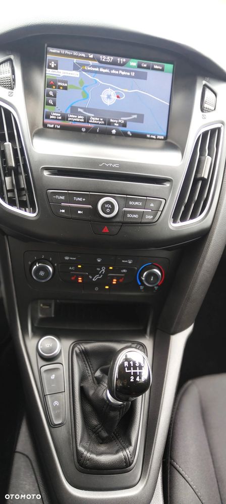 Ford Focus 1.0 EcoBoost Titanium - 12