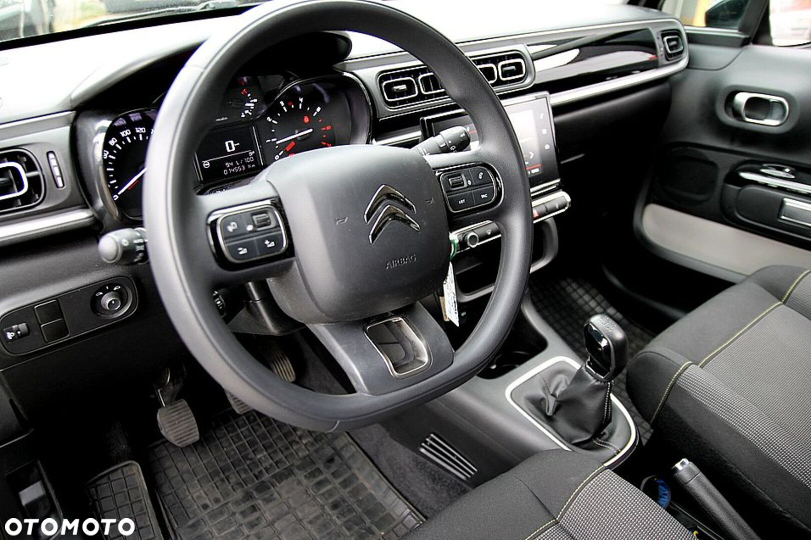 Citroën C3 1.2 PureTech Plus - 5