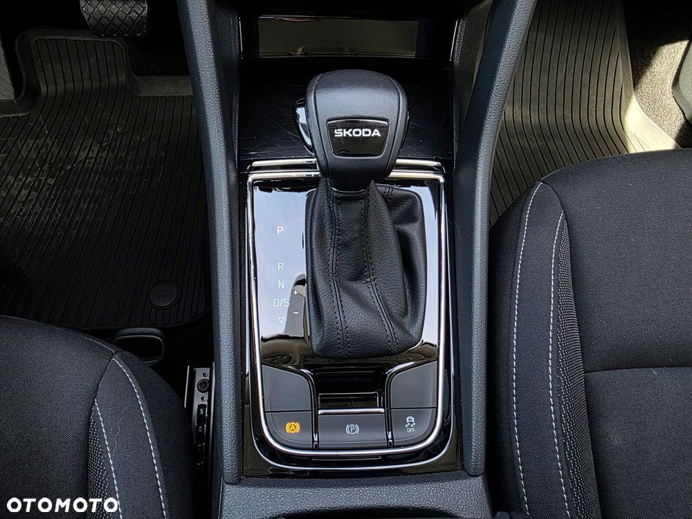 Skoda Karoq 1.5 TSI ACT Selection DSG - 21