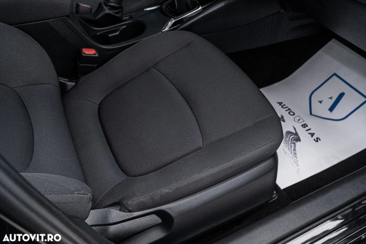 Toyota Corolla Sedan 1.6 Business - 38