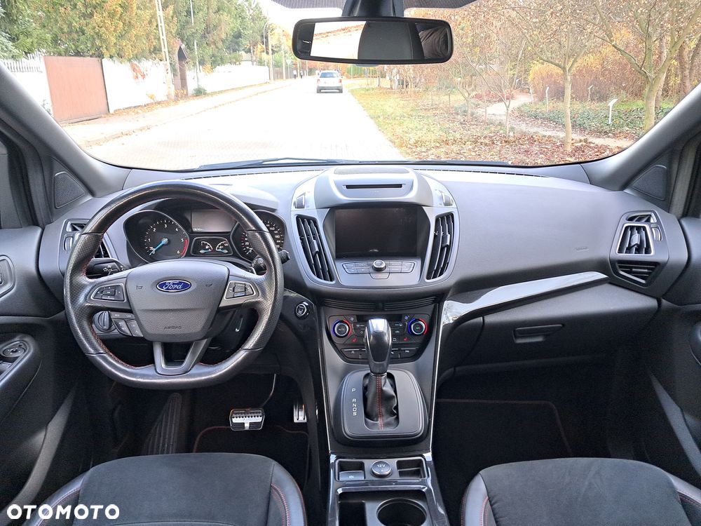 Ford Kuga 2.0 TDCi 4x4 ST-Line - 16