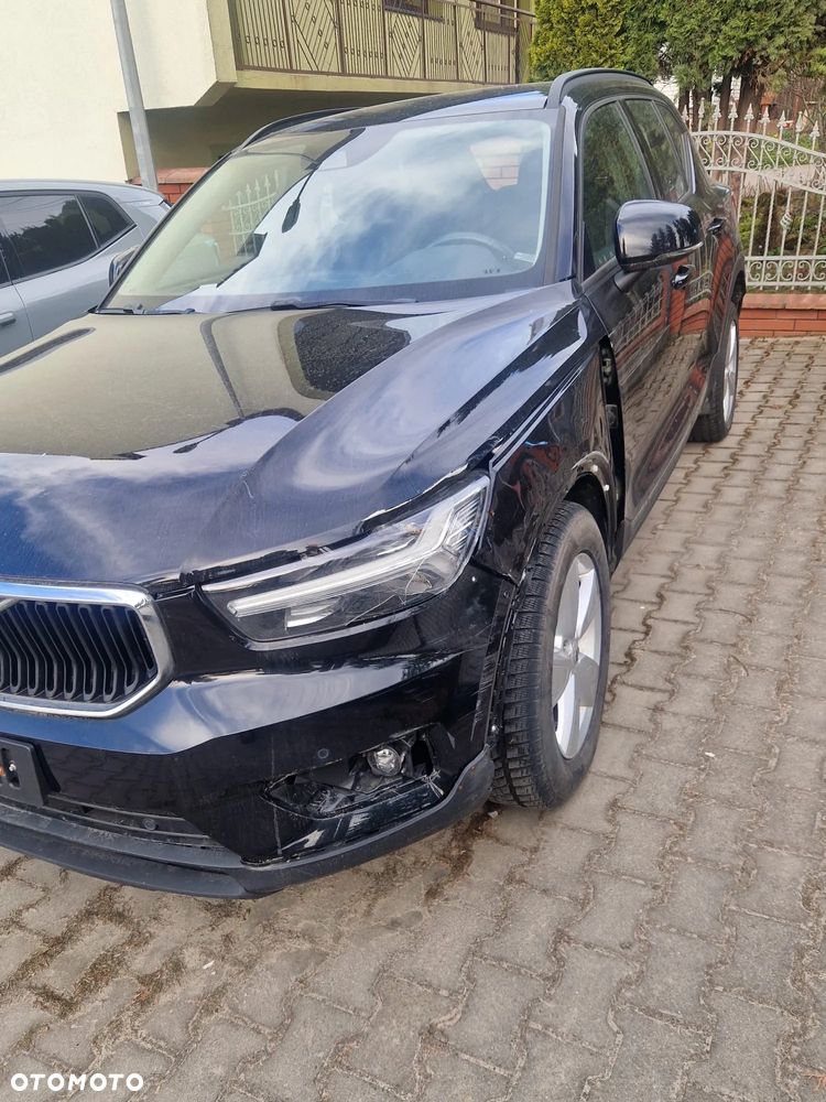 Volvo XC 40 D3 AWD Momentum Pro - 5