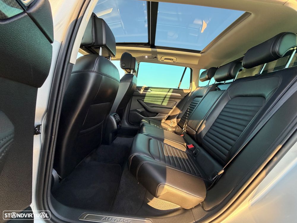 VW Passat Alltrack 2.0 TDI DSG 4Motion - 17