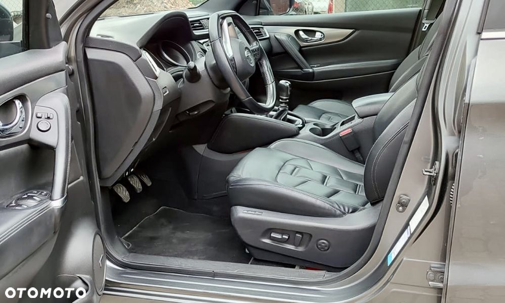 Nissan Qashqai 1.3 DIG-T Tekna+ - 9