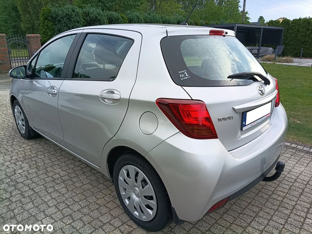 Toyota Yaris - 4