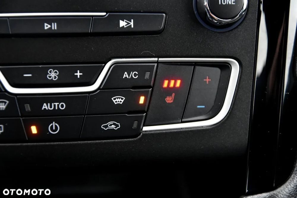 Ford Mondeo 2.0 EcoBlue ST-Line - 34