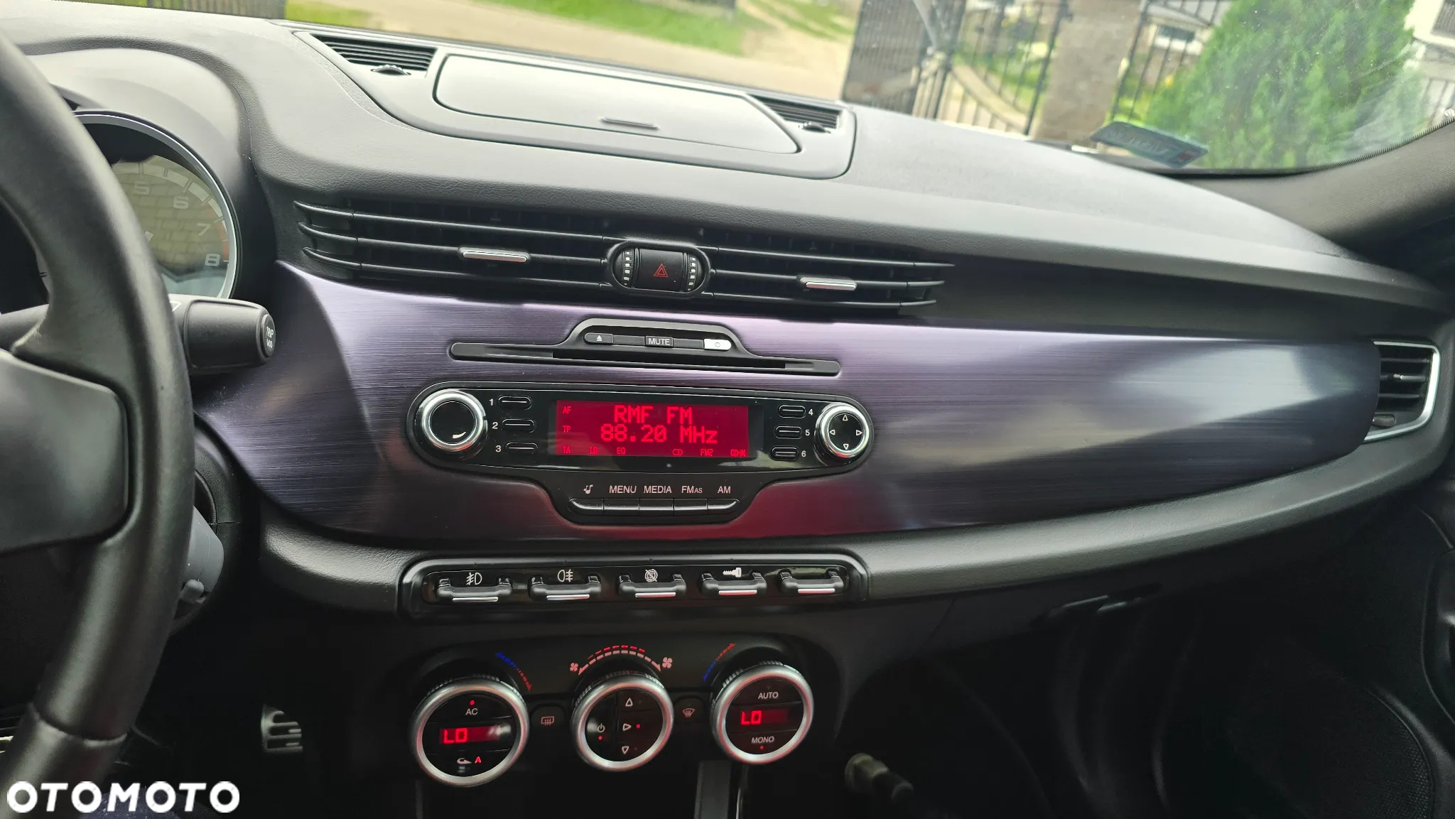 Alfa Romeo Giulietta 1.4 TB MultiAir Distinctive - 14