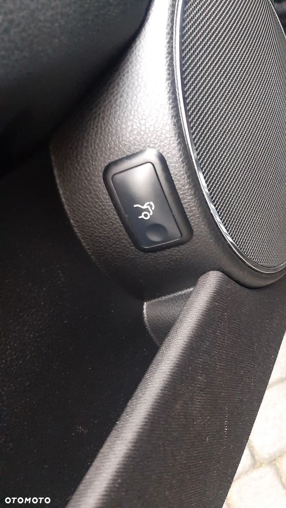 Mercedes-Benz Klasa C 200 Kompressor Elegance - 34