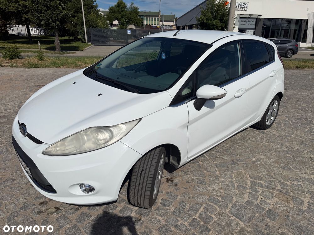 Ford Fiesta - 4