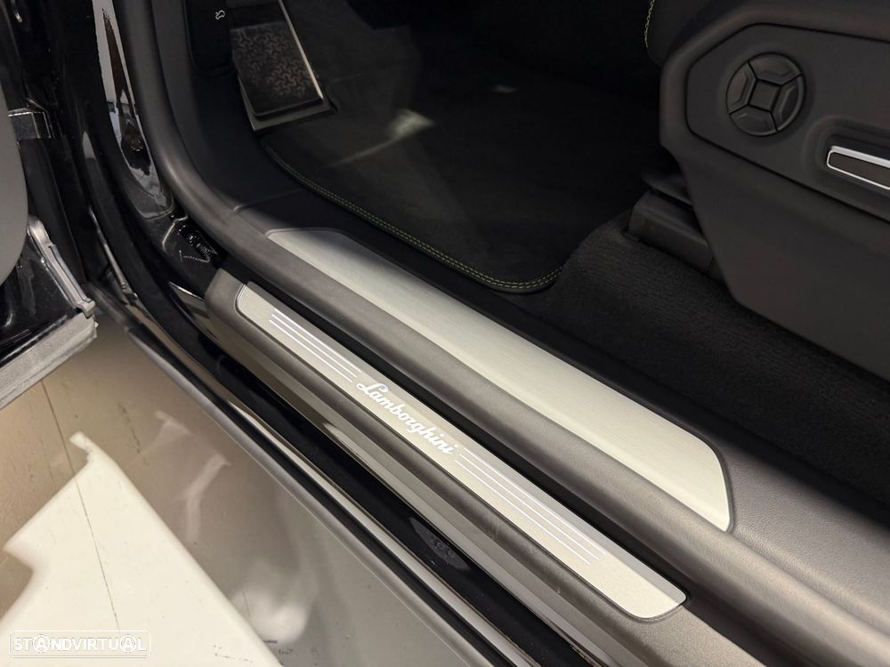 Lamborghini Urus 4.0 V8 — fotografia 25