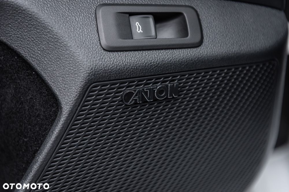 Skoda Octavia 2.0 TDI DSG RS Plus - 28