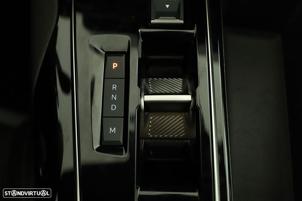 Peugeot 3008 1.2 PureTech GT EAT8 - 14