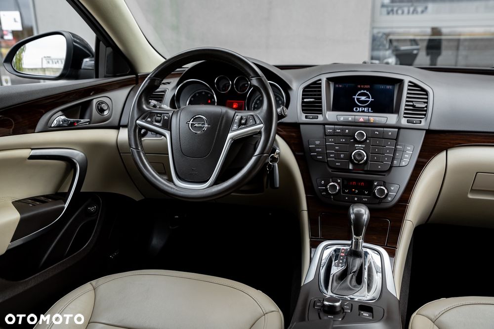Opel Insignia 2.8 Turbo 4x4 Sport - 29